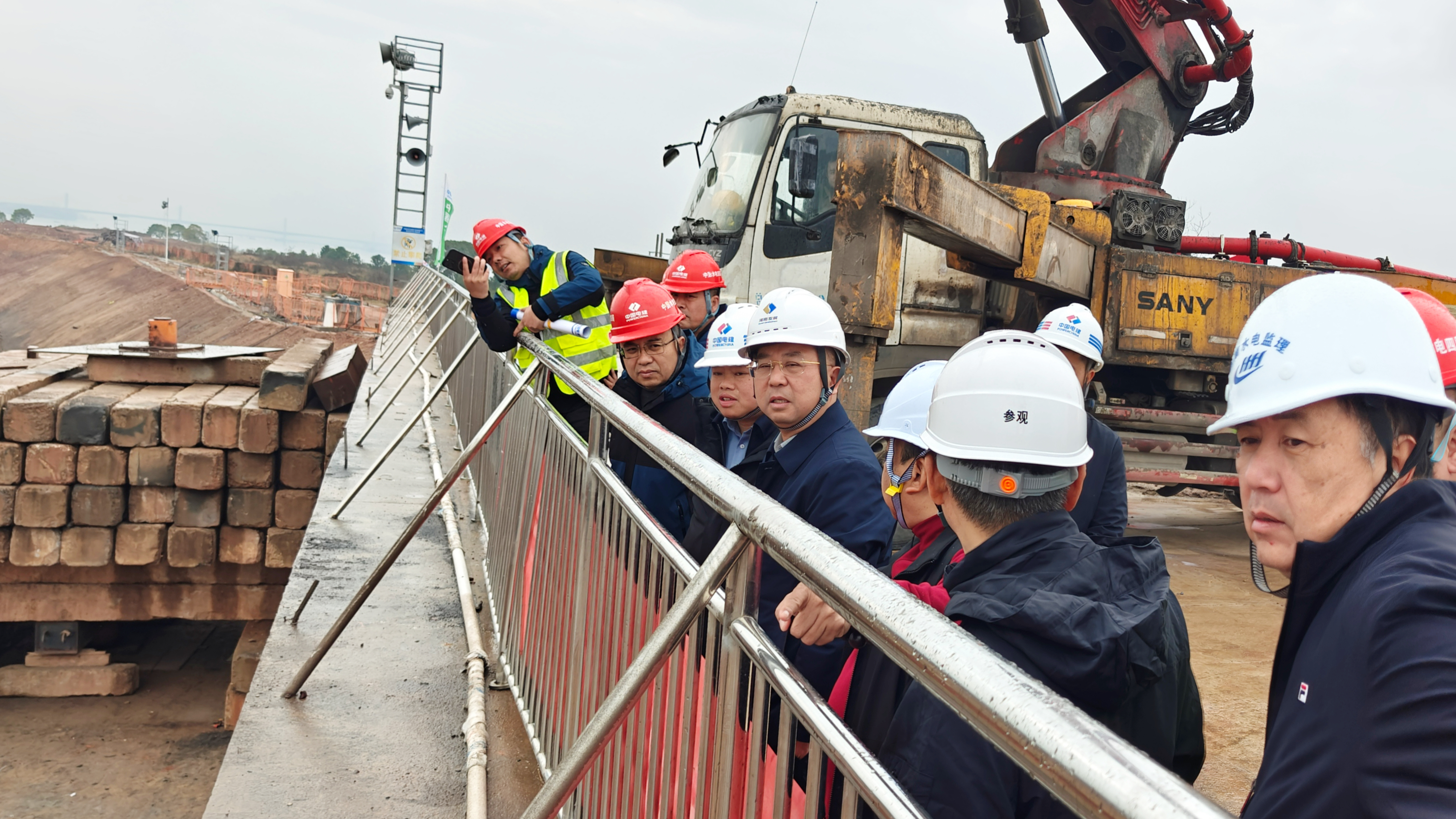刘志刚一行调研株洲航电扩机项目建设及株洲航电分米兰官方站网页版在线登入安全生产工作
