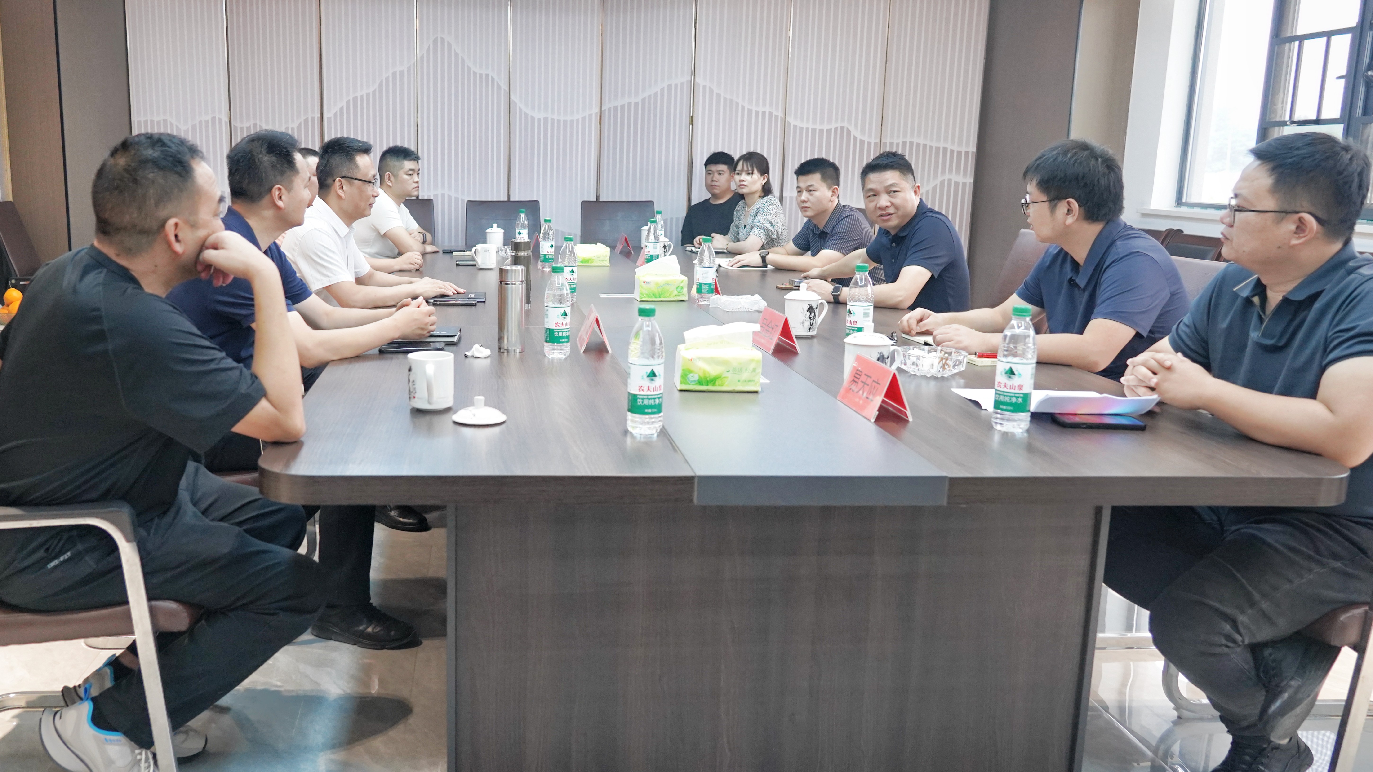 湖南港发集团赴米兰（中国）益沅米兰官方站网页版在线登入开展合作交流