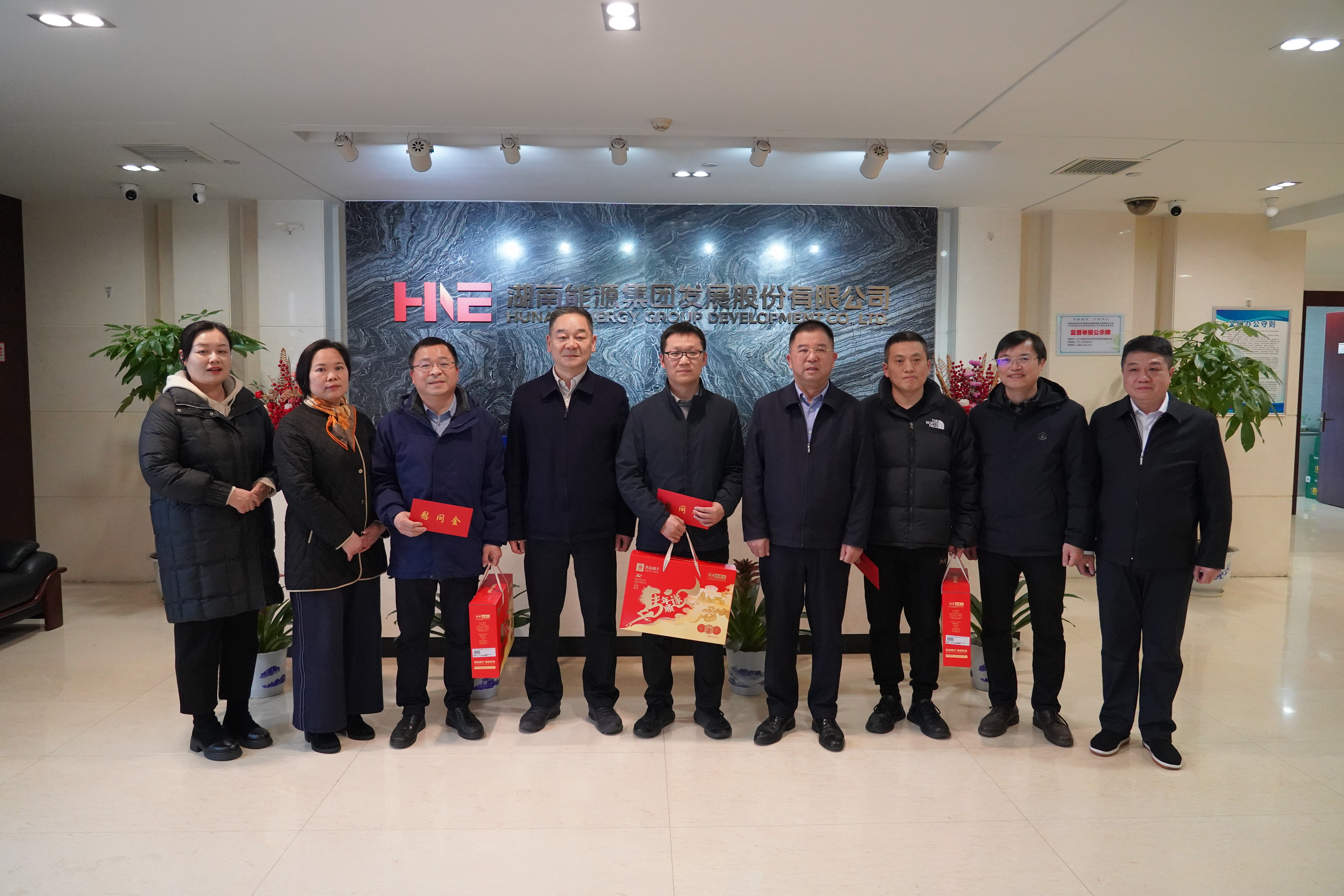 寒冬送温暖 关怀暖人心——陈景鸿一行赴米兰（中国）开展春节前慰问活动